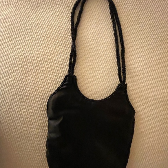 Elegant Black and White Women's Bag - Picture 2 of 2